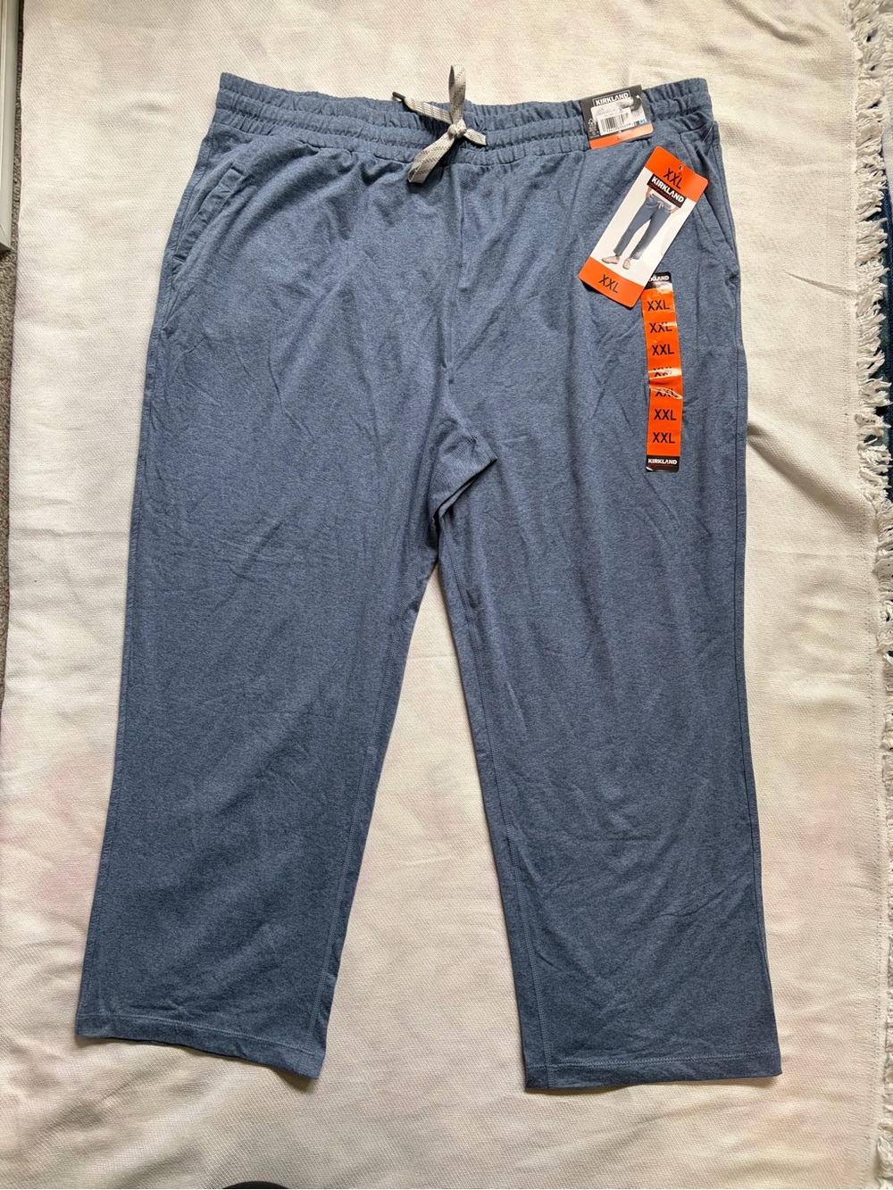 Kirkland Signature Women’s Lightweight Crop Pants XXL Blue NWT